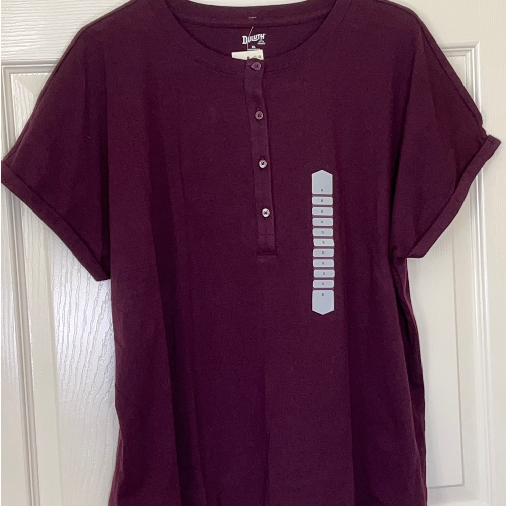 DULUTH women’s tee